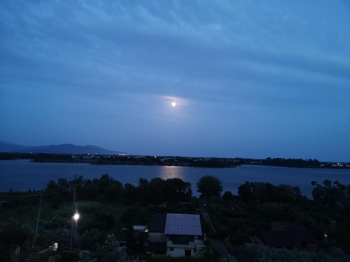 Sul Lago Dorato Террачина Экстерьер фото