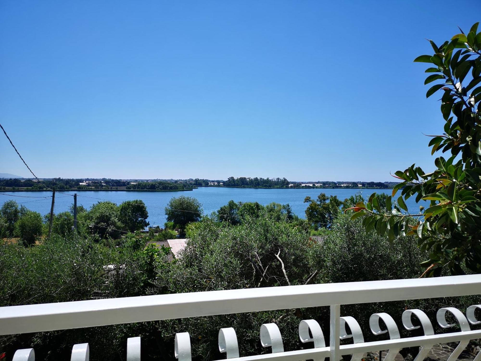 Sul Lago Dorato Террачина Номер фото